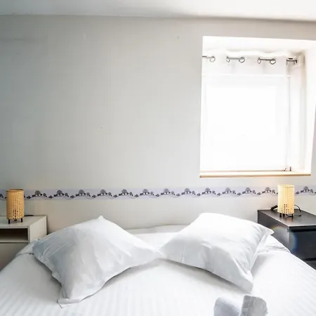 Tatil Evi Family Home: 3 Bedrooms And A Large Garden!